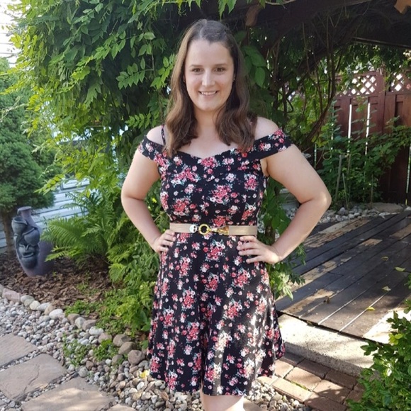 Meet your Posher, Kristina - Picture 1 of 1